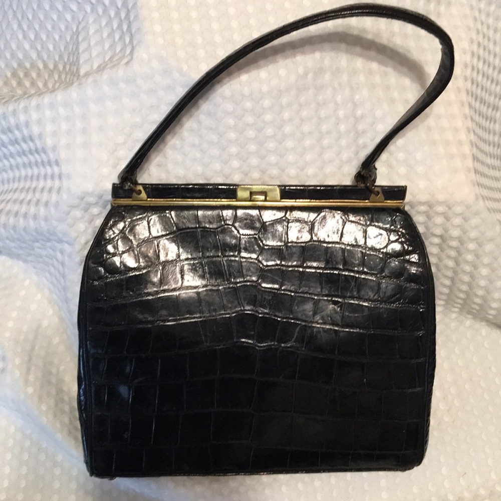 Alligator Vintage Black Handbag ✅